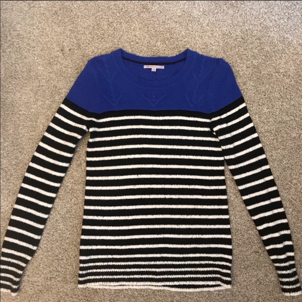 GAP sweater